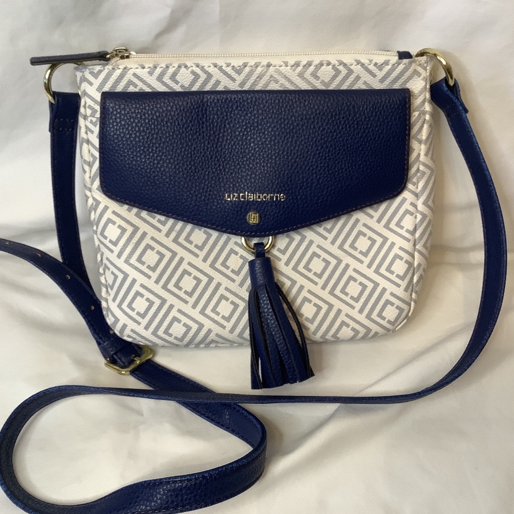 EUC Liz‎ Claiborne navy white crossbody bag